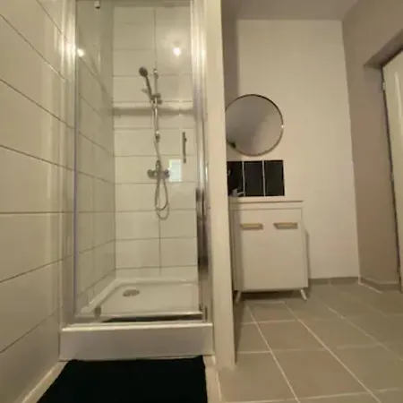 Apartment Ng Suitehome - Lille I Edouard Roussel - Studio - Netflix - Wifi *
